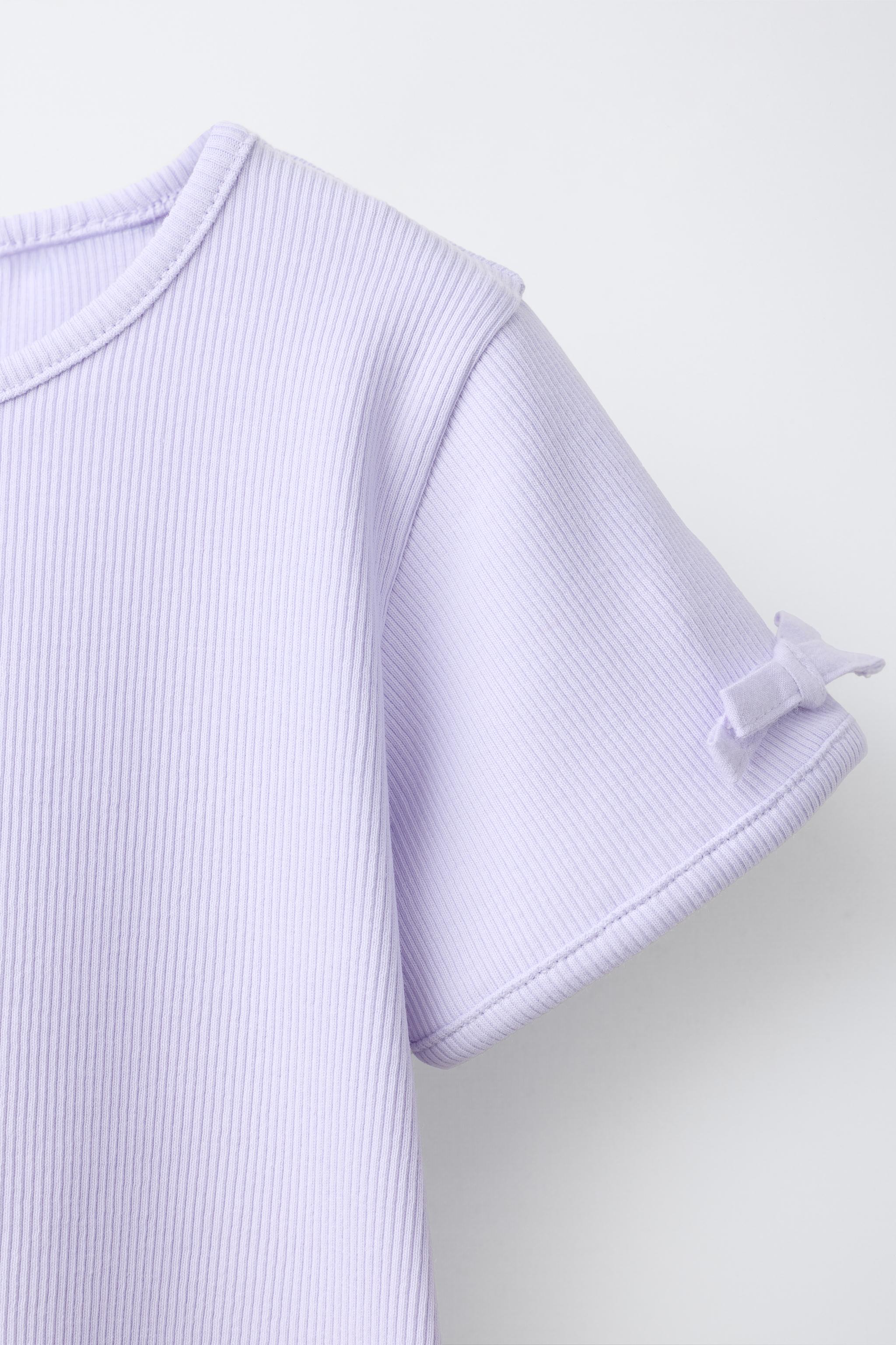 RIBBED STRIPED TIE T-SHIRT
